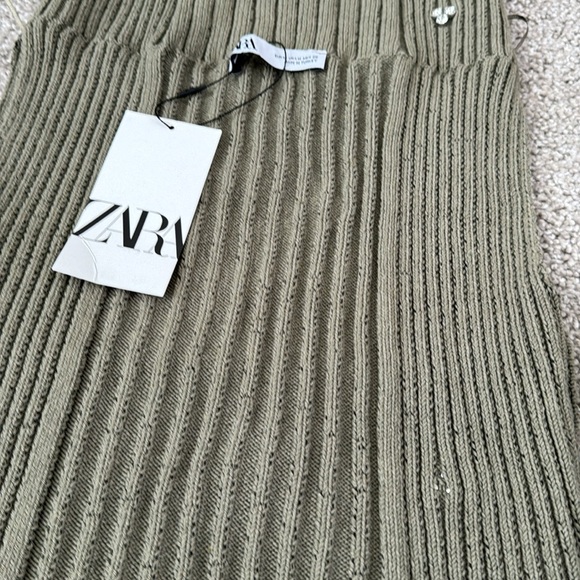 Knit off the shoulder - Picture 6 of 8